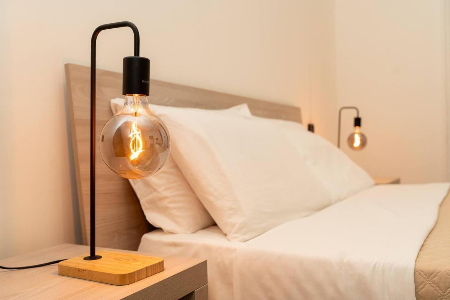 La Piazza Suite Наполи Екстериор снимка