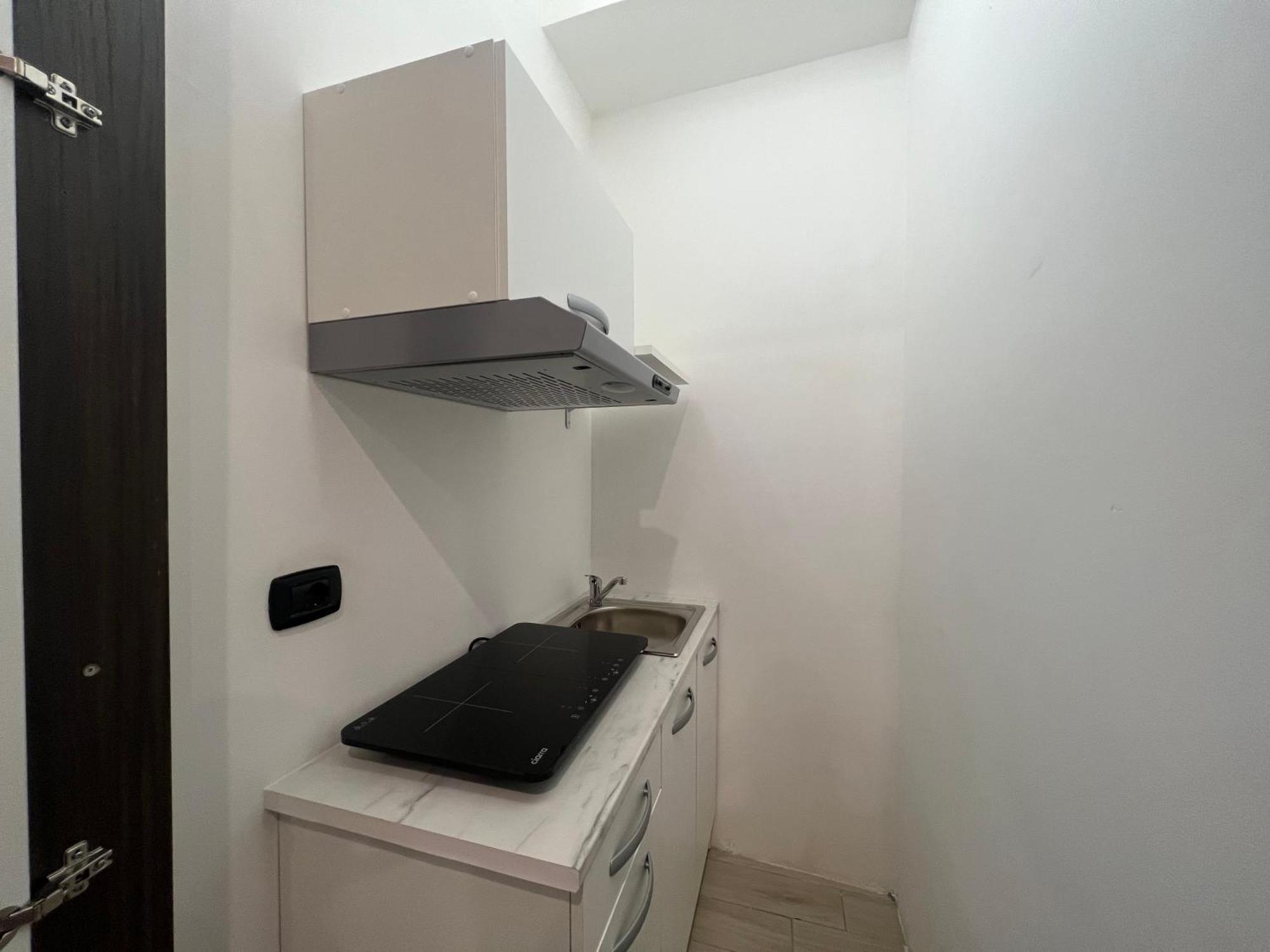 La Piazza Suite Наполи Екстериор снимка
